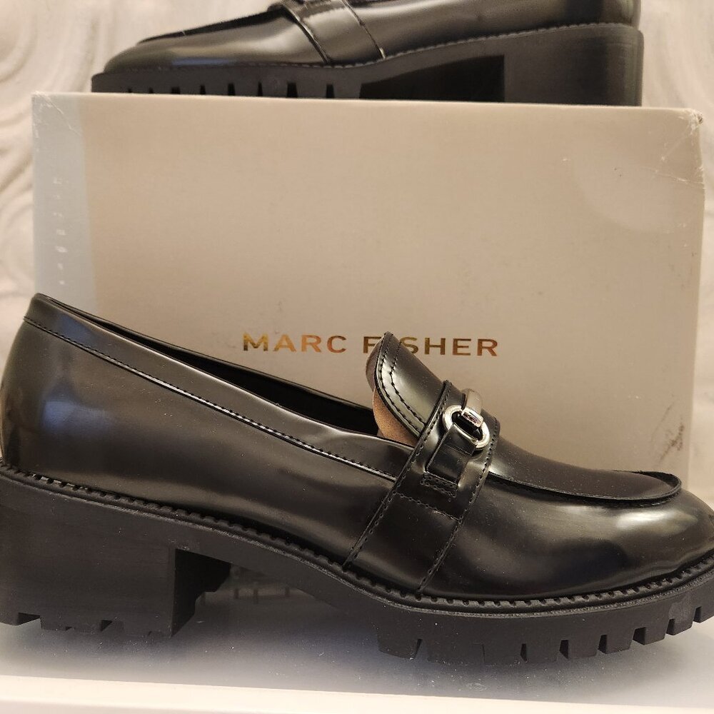 Marc Fisher Dancel heeled loafers. Black/Silver Hardware. NIB. Size 11
